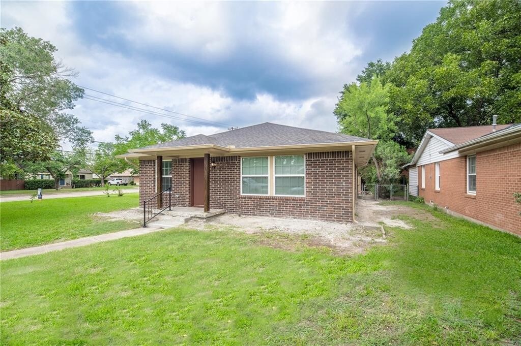 Primary Photo - 1245 Arrowhead Dr