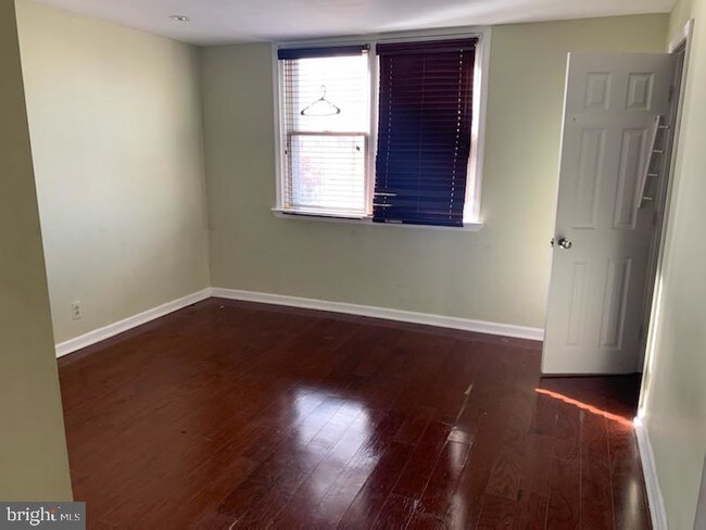 Foto del edificio - 4151 E Cheltenham Ave