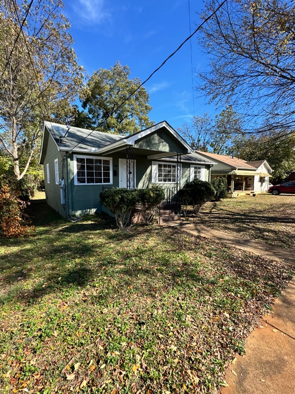 Primary Photo - 1021 14th Pl SW