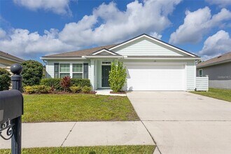 Building Photo - 131 Fairway Ct