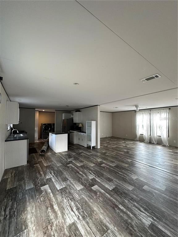 Foto del edificio - 618-611 1st St