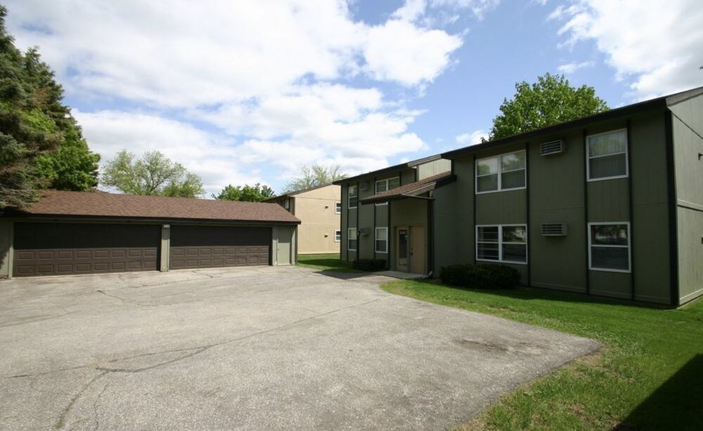 1852 37th St NW, Rochester, MN 55901 Room for Rent in Rochester, MN