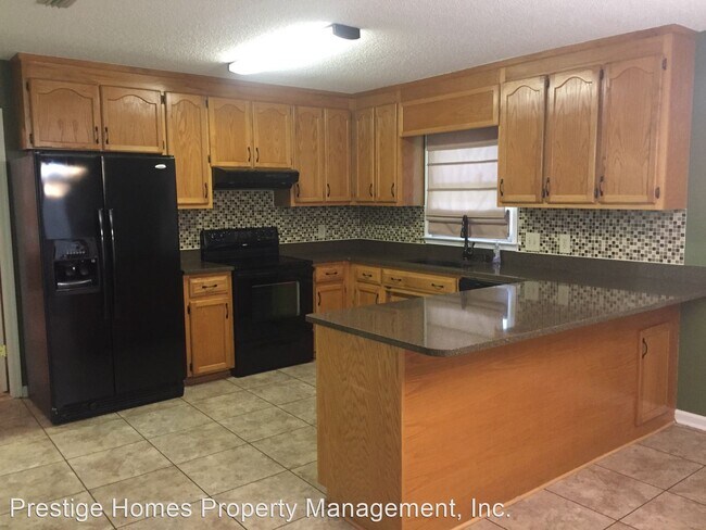 Foto del edificio - 3 br, 2 bath House - 104 Rolling Pines Drive