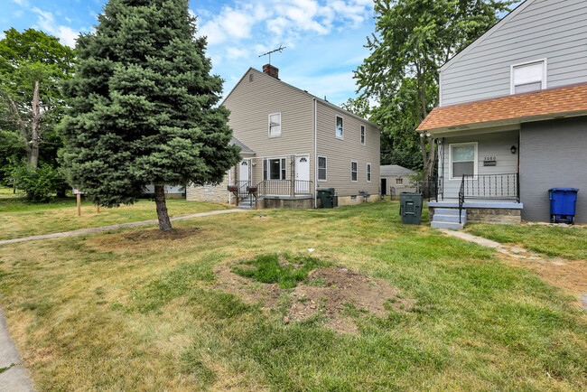 Building Photo - 3086 Sullivant Ave