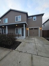 Building Photo - 525-529 Gray Ct