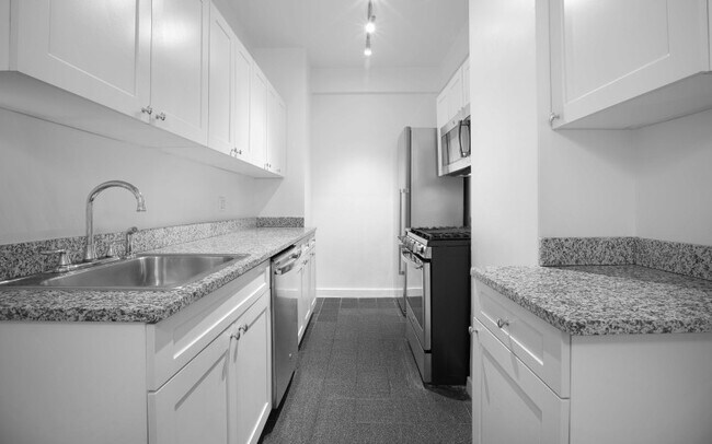 Foto del edificio - 12 East 86th St
