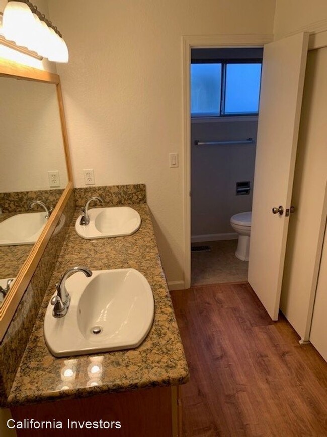 Foto del edificio - 4 br, 3 bath House - 3300 Midas Avenue