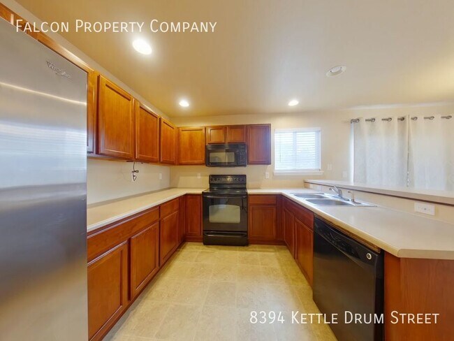 Building Photo - Great Single Family Home in East View Esta...