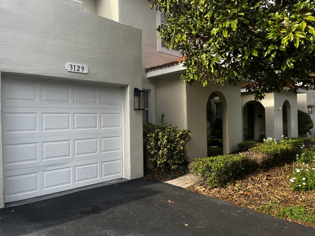Building Photo - 3129 Santorini Ct