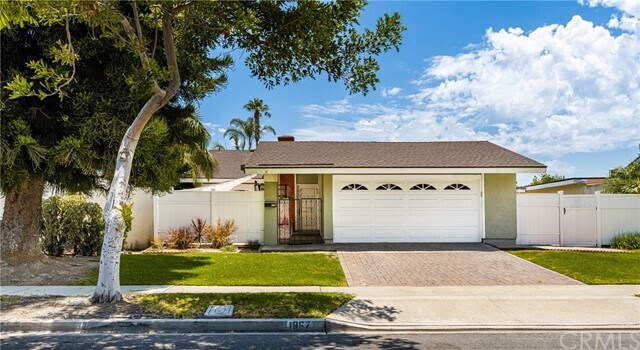 Foto del edificio - 1067 Santa Rosa Ave