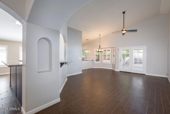 Foto del edificio - 5132 E Grandview Rd