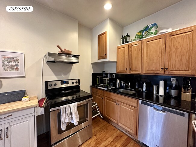 Foto del edificio - 133 E 31st St