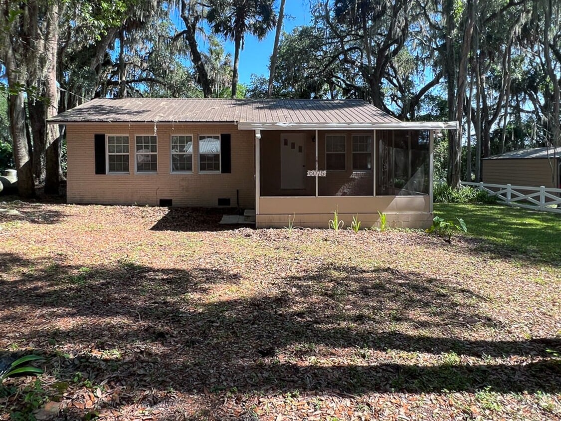 6075 Ave J, McIntosh, FL 32664 House Rental in McIntosh, FL