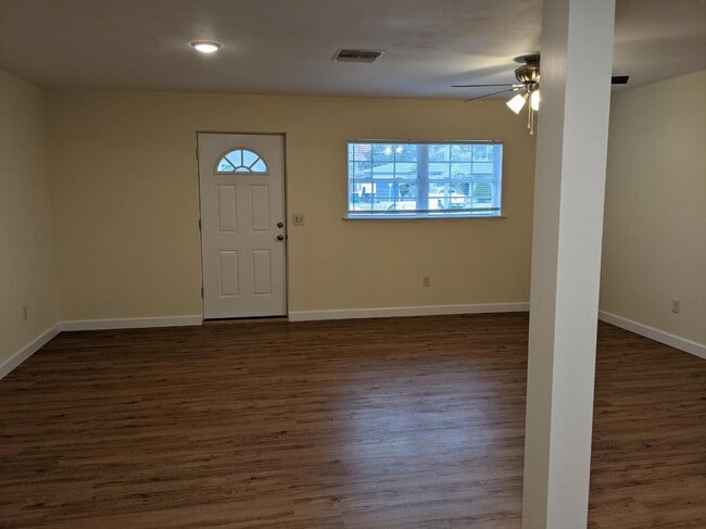 Building Photo - 311 S Pegasus Ave