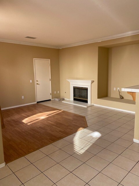 Building Photo - 2484 Gatehouse Ln