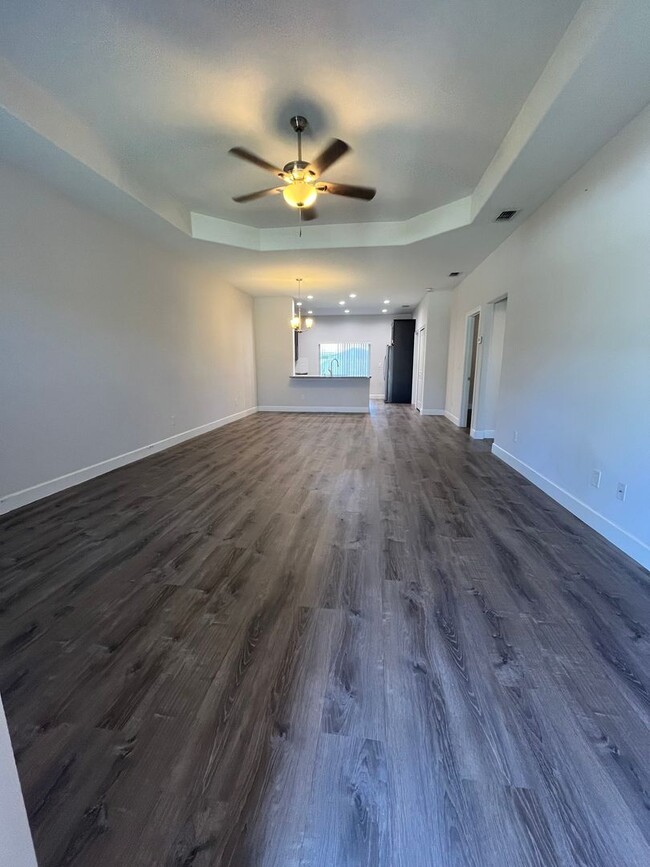 Building Photo - Newer Construction 3 Bedrooms 2 Baths!