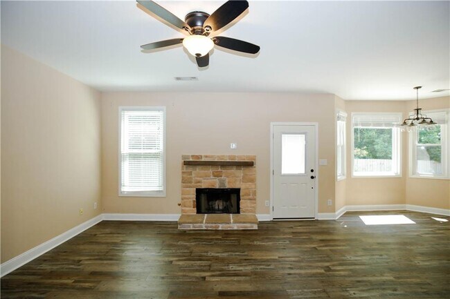 Building Photo - 1005 Landover Crossing