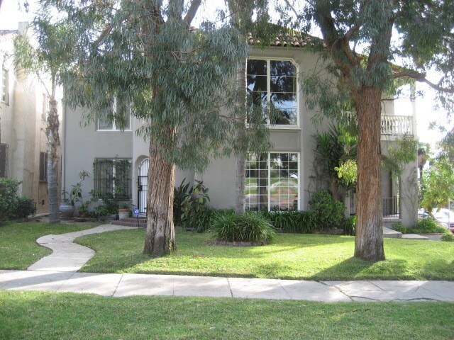 Primary Photo - 1088 S Redondo Blvd