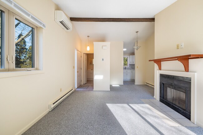 Foto del edificio - 335 S Pier Rd