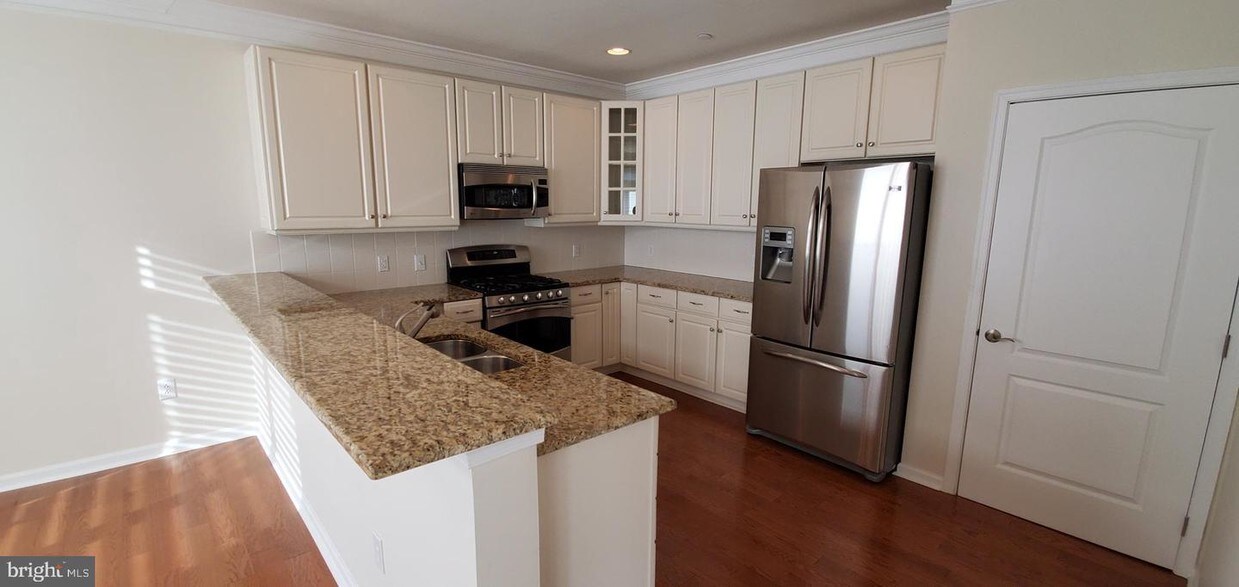 Foto principal - 403 Carson Terrace