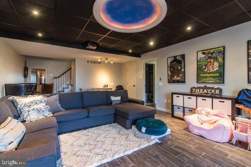 Foto del edificio - 1110 Riverview Ln