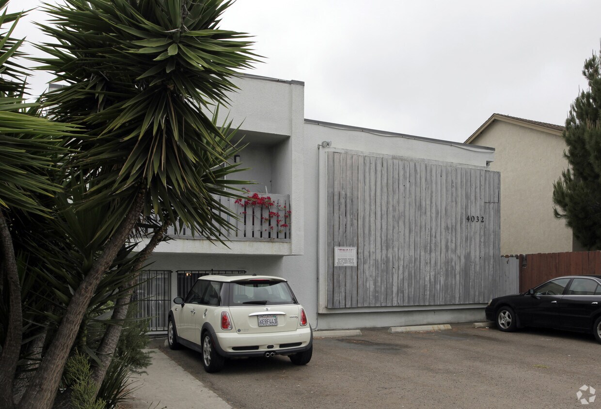 Foto principal - 4032 Alabama St