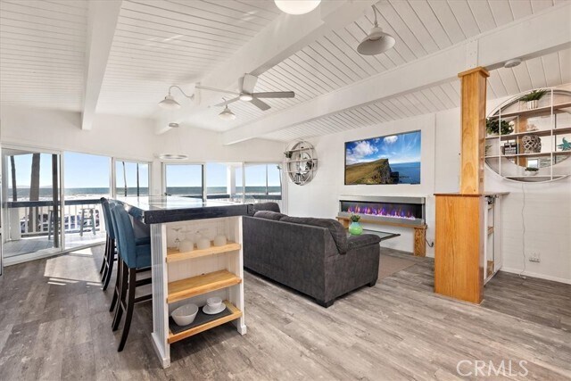 Foto del edificio - 2214 W Oceanfront