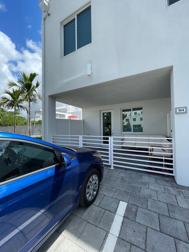 Photo - 6450 NW 102nd Ct Apartment