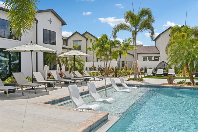 Building Photo - The Hadley - North Port, FL