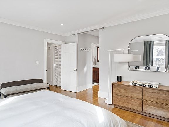 Photo - "Spacious 2-Bed, 2-Bath Gem with Hardwood ... Apartment