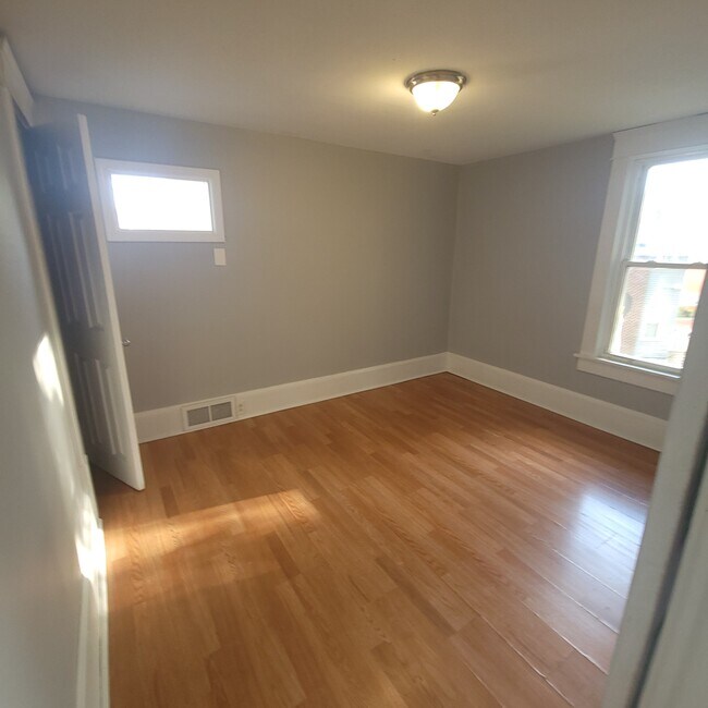 Foto del edificio - 1352 Sprague St