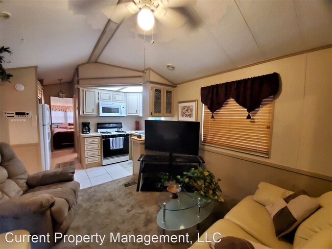 Building Photo - 2 br, 1.5 bath House - 3050 Beck Blvd  K-3