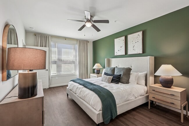 Building Photo - Rio Point