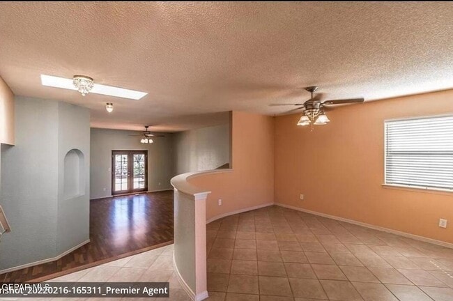 Building Photo - 1416 Plaza Fatima Ct