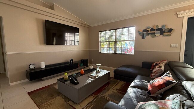 Foto del edificio - 3647 SW Ballweg St