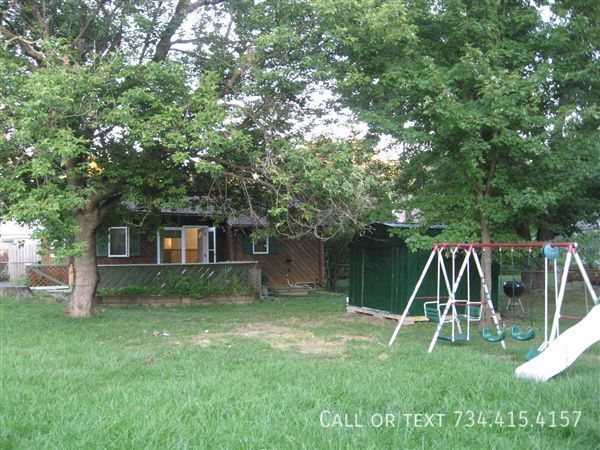 Building Photo - 3211 Mc Comb St