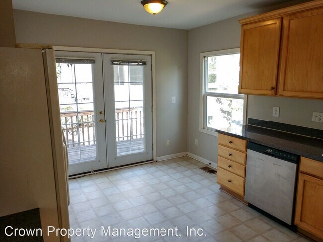 Building Photo - 4 br, 2.5 bath House - 335 Fawk Ave SE