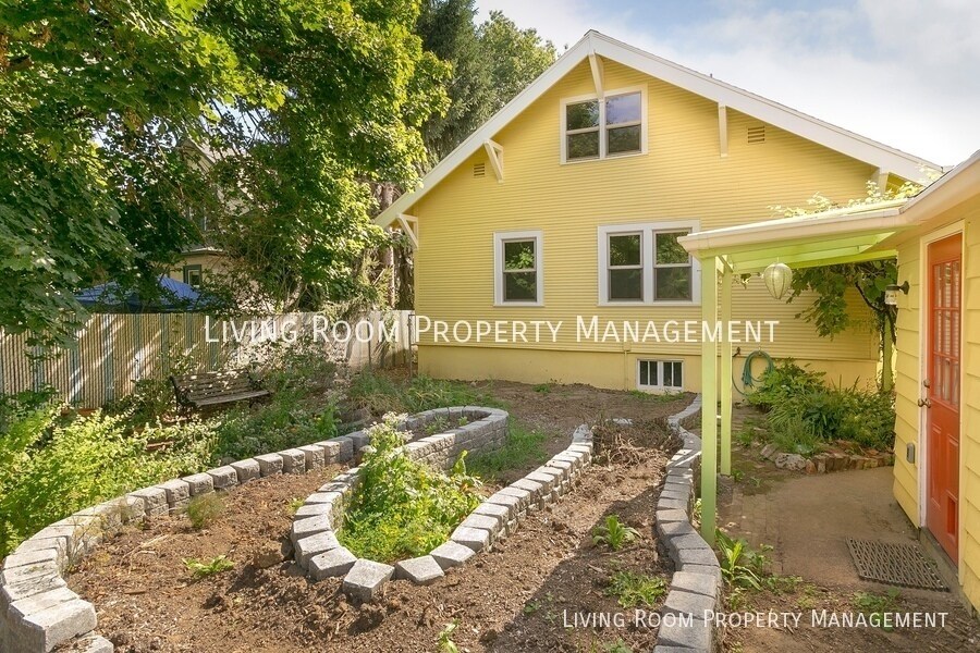 Sabin bungalow sanctuary! Bright and spaci... House Rental in