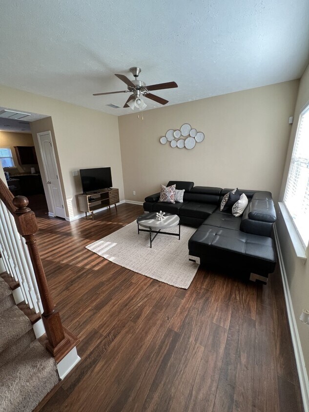 1700 Sprucedale Dr, Antioch, TN 37013 Townhouse for Rent in Antioch, TN