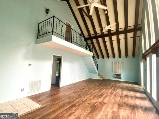 Foto del edificio - 522 Capri Dr