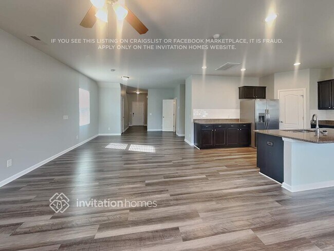 Foto del edificio - 9011 Paddle Oak Rd