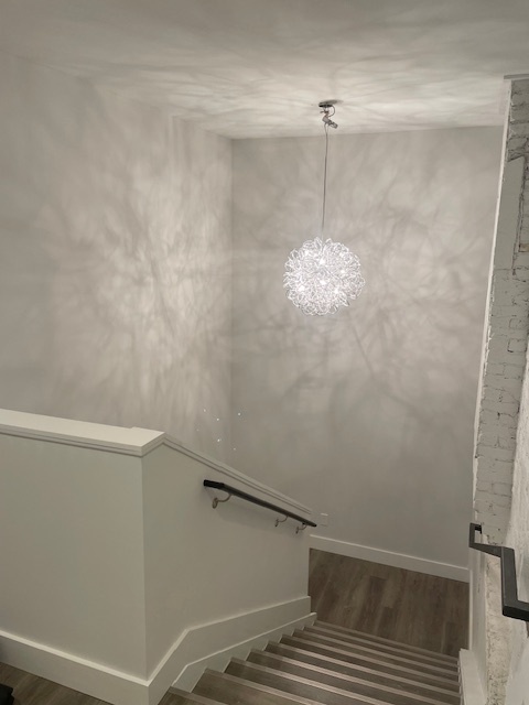 #3 Entrada - 50 E McMicken Ave