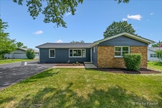 Building Photo - 355 Hilltop Dr