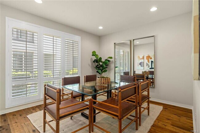 Foto del edificio - 12913 Mission Ave