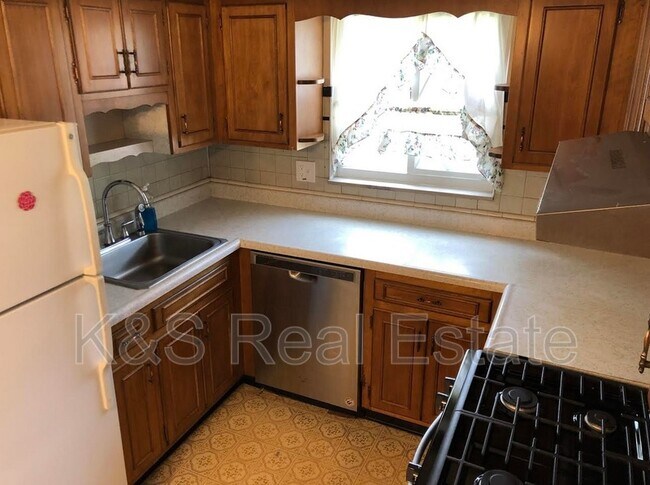 Foto del edificio - 1024 2nd St