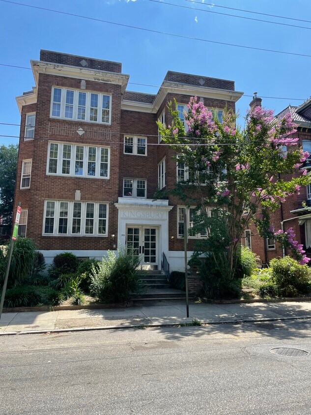 Foto del edificio - 315 S 46th St