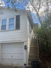 Building Photo - 1110 Montvue Rd