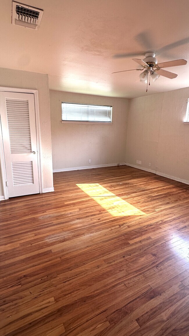 Foto del edificio - 213 Doddridge St