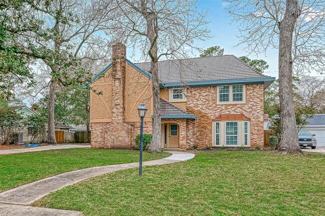 Building Photo - 610 Magic Oaks Dr