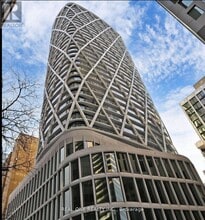 Building Photo - 230 Simcoe St